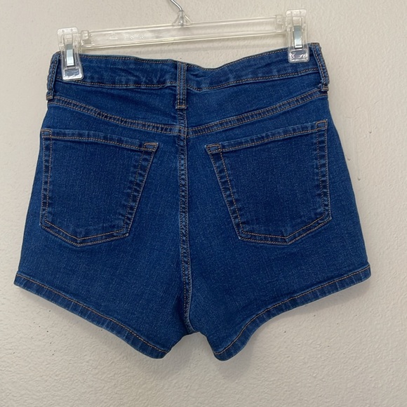 WILD FABLE HIGH RISE BLUE DENIM SHORTS - Picture 5 of 10